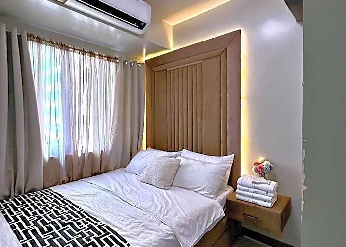 Cozypura Staycation Near Moa, Airport , With Free Fast Wifi, Netflix And Pay Parking 4*